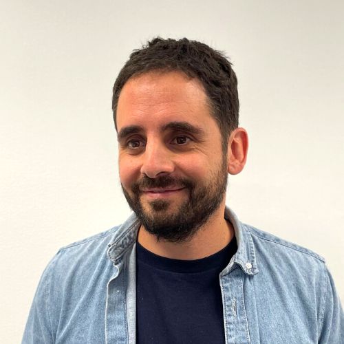 Gaspard Personne souriante